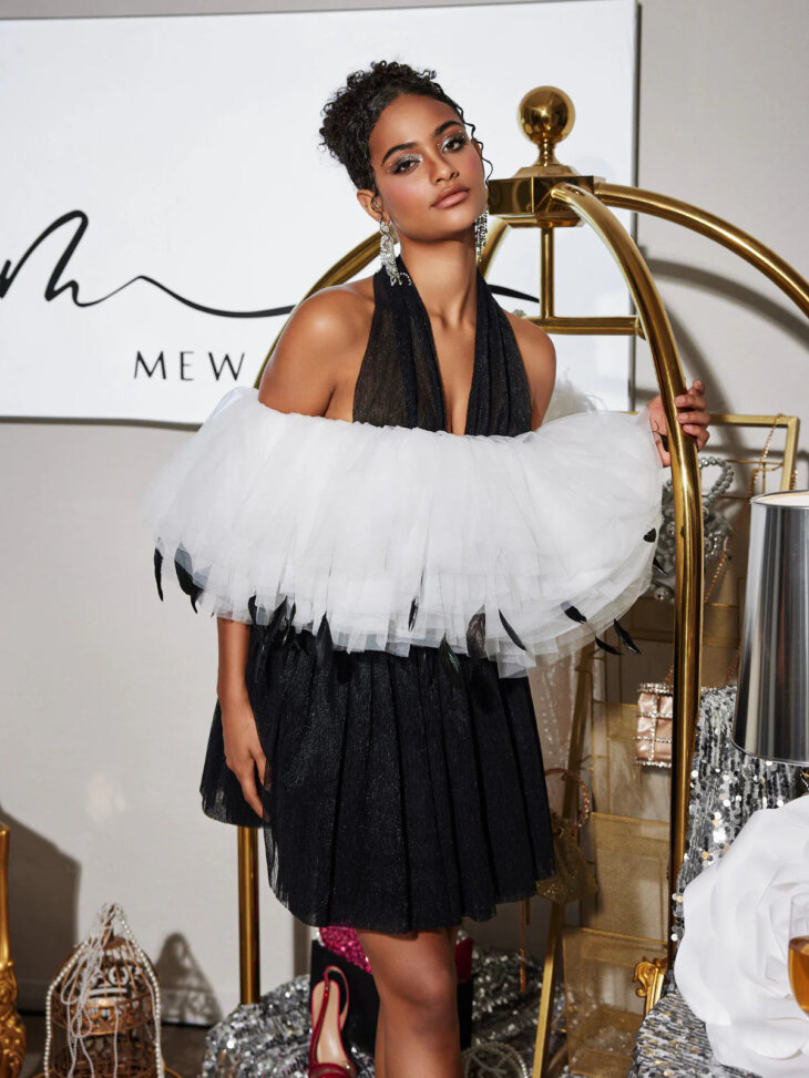 Robe courte à plumes Nemo dos nu – Image 3