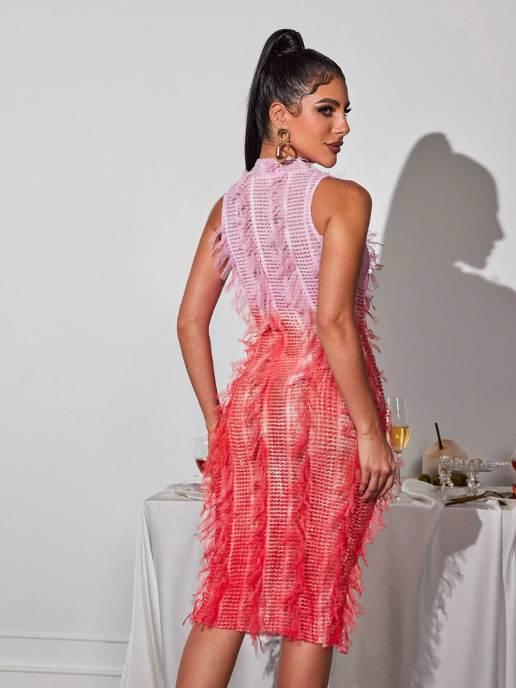Arlo - Robe mi-longue à franges ombrée - Rose – Image 2