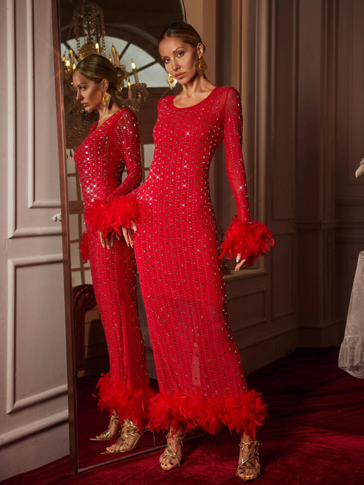 Robe longue en maille à plumes et strass Gaines – Image 5