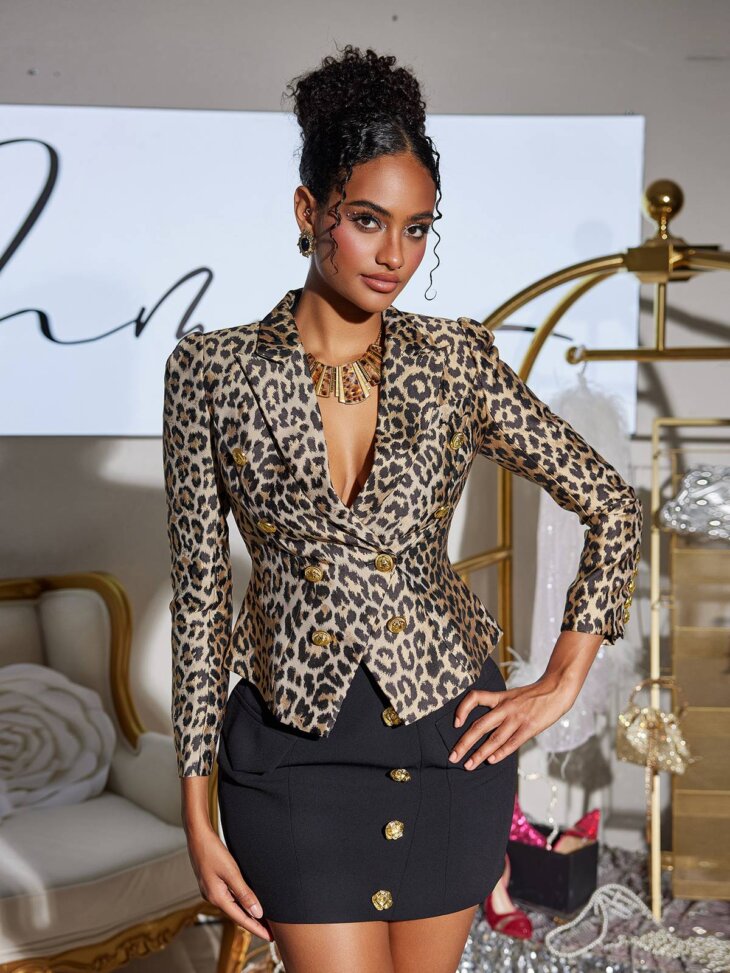 Blazer à revers léopard boutonné Coltra – Image 7