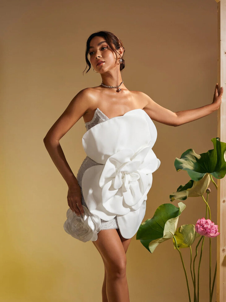 Mini-robe fleurie sans bretelles Ruairi – Image 6
