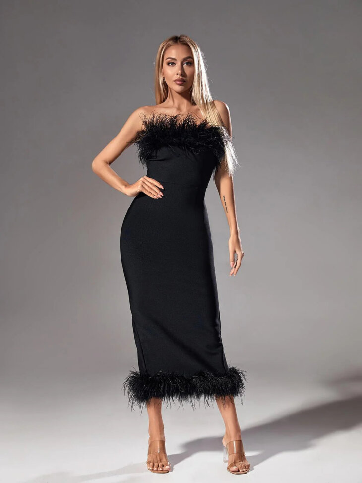 Robe bandage sans bretelles bordée de plumes Salome en noir – Image 3