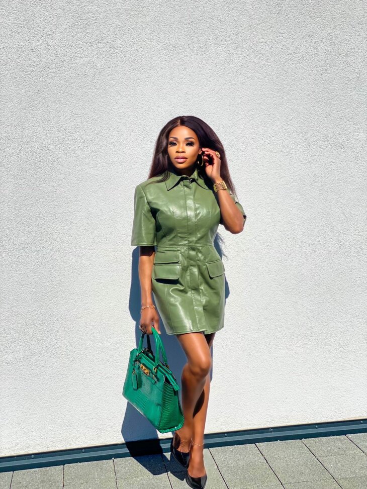 STRUCTURED SHIRT DRESS - Robe de soirée