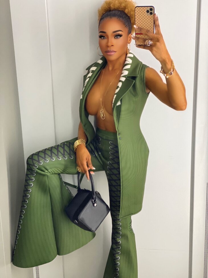Two piece set
