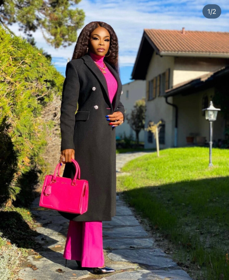 Classic Coat – Image 2